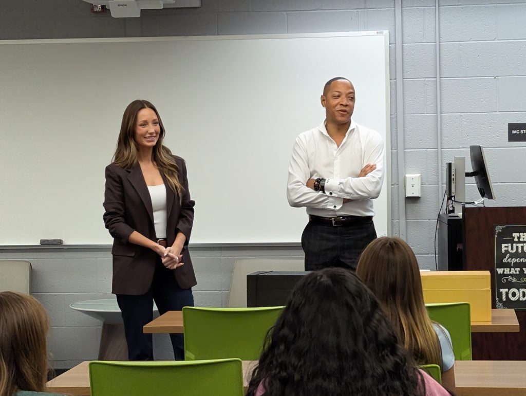 WNDU Anchors Visit WSMS students